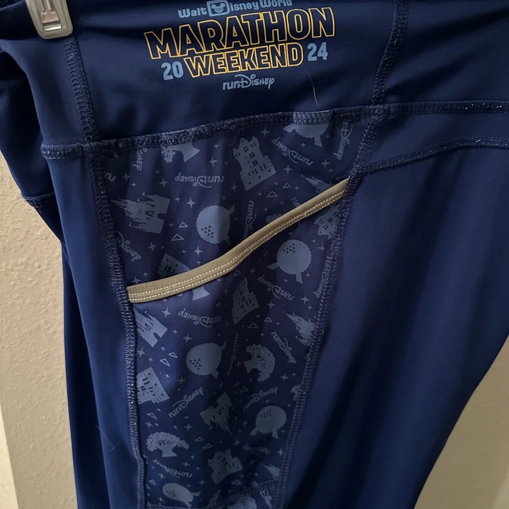Disney Marathonn weekend 2024 Leggings - Picture 2 of 3
